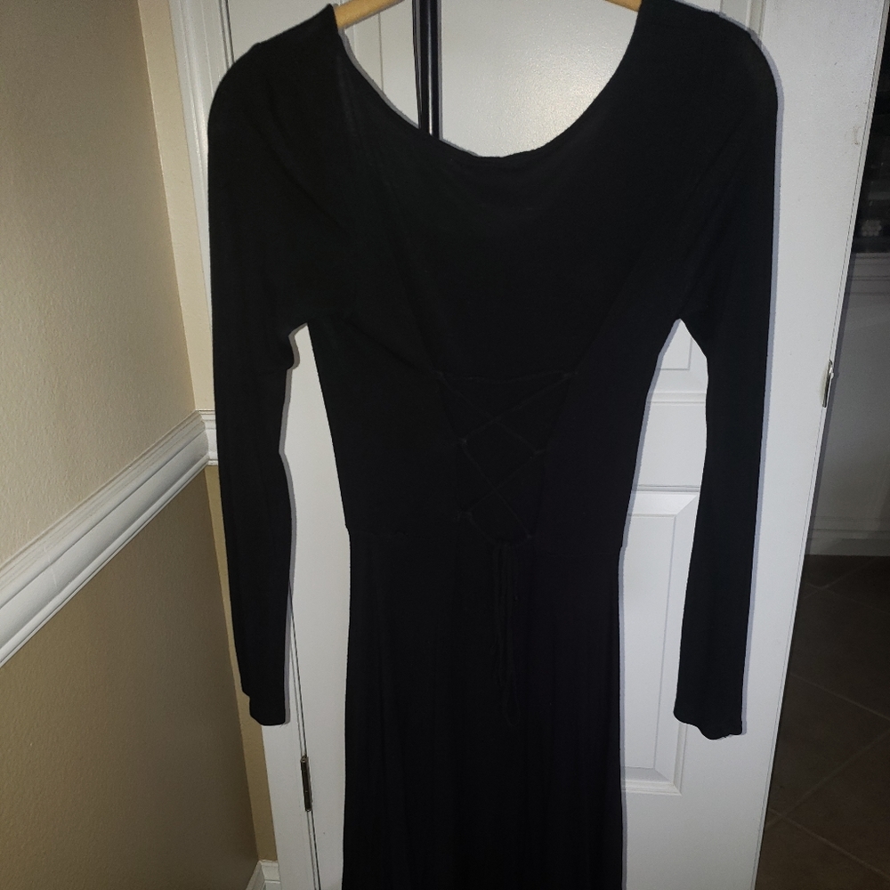 Dress - Picture 2 of 3